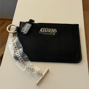 Brand new”Guess,unisex”wallet.Size-w5.0”x4.5”inc.Color-black/gold🖤💛